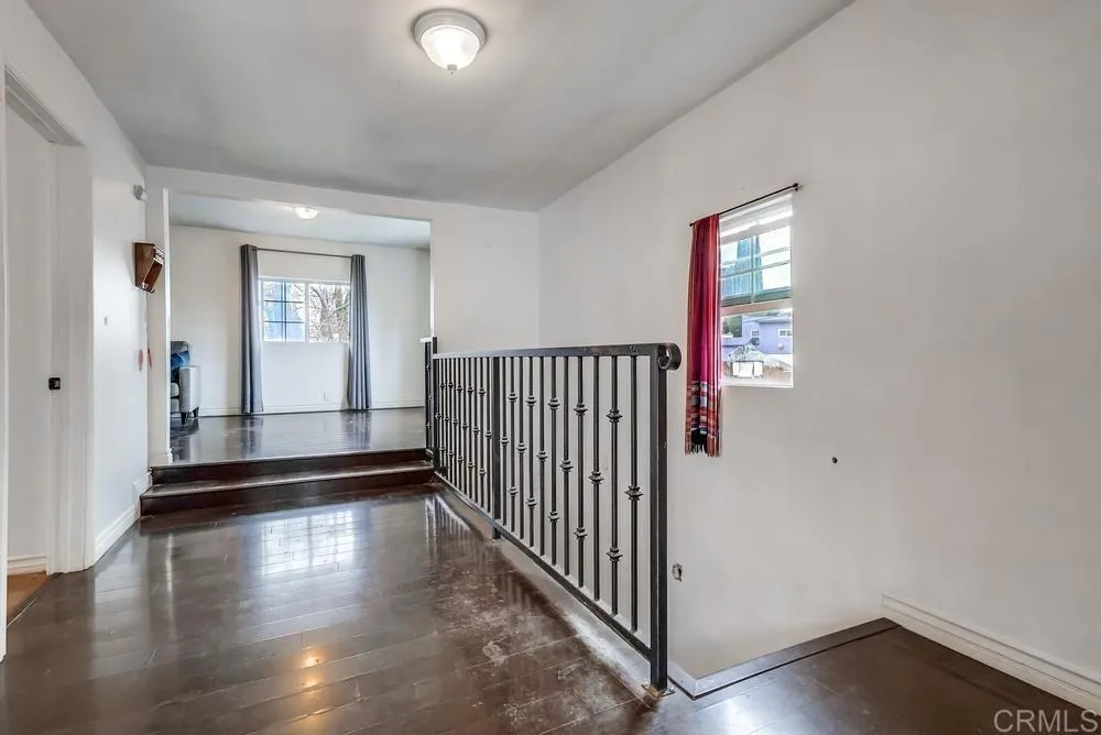 1279 N Hicks Drive, East Los Angeles, California 90063 home-pic-19